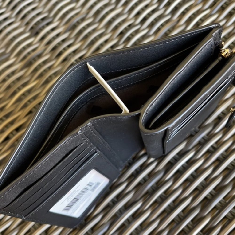 Kate Spade Leila Medium Compact Bifold Wallet Black - Picture 9 of 16
